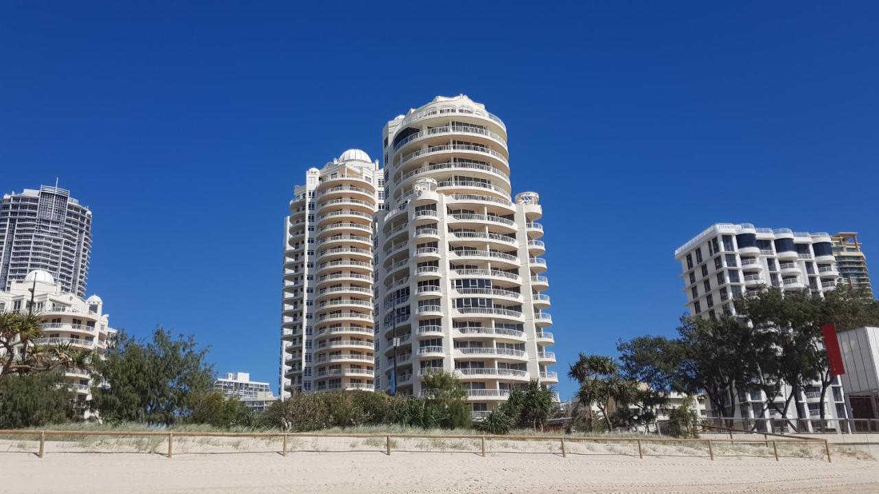 Apr Private Suites Moroccan By The Beach Gold Coast Exterior foto