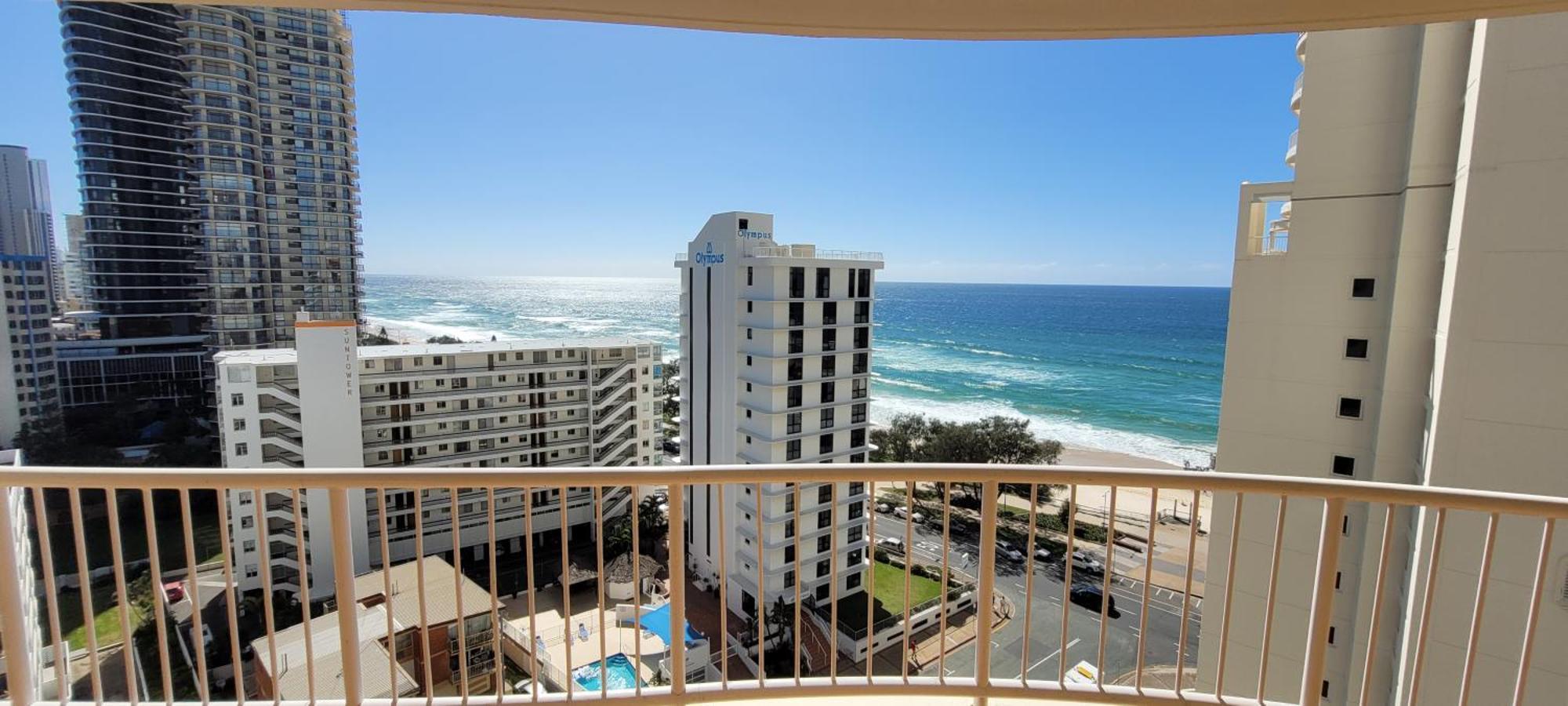Apr Private Suites Moroccan By The Beach Gold Coast Exterior foto