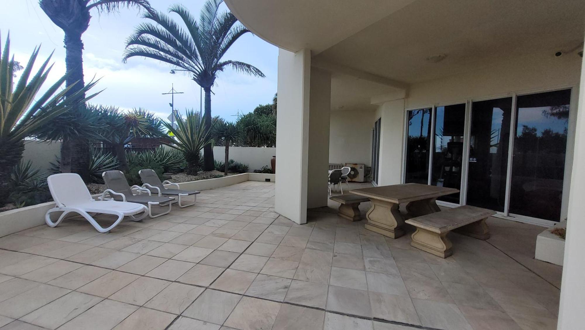 Apr Private Suites Moroccan By The Beach Gold Coast Exterior foto