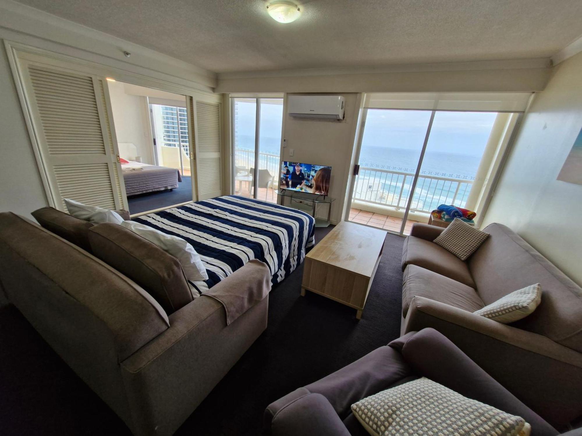 Apr Private Suites Moroccan By The Beach Gold Coast Cameră foto