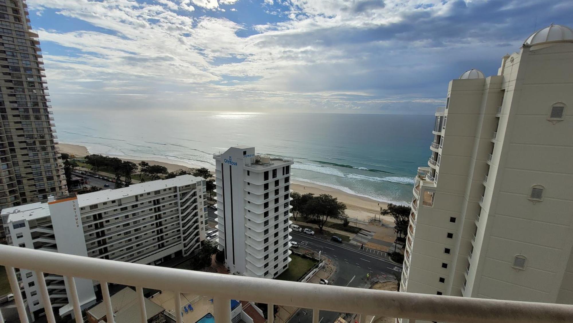 Apr Private Suites Moroccan By The Beach Gold Coast Cameră foto