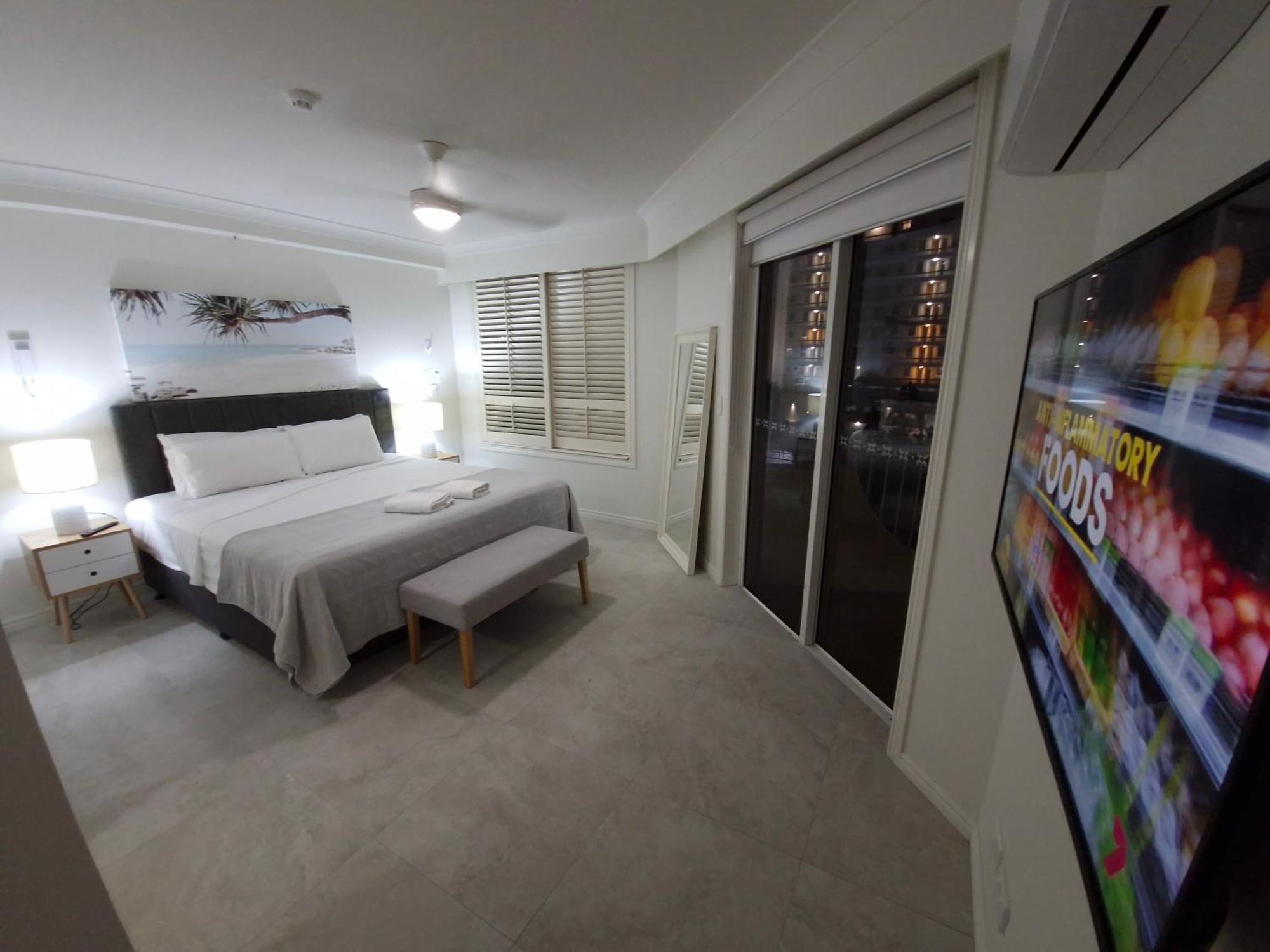 Apr Private Suites Moroccan By The Beach Gold Coast Exterior foto