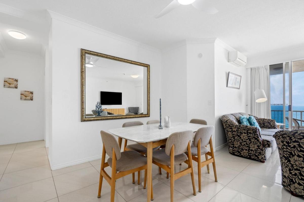 Apr Private Suites Moroccan By The Beach Gold Coast Exterior foto