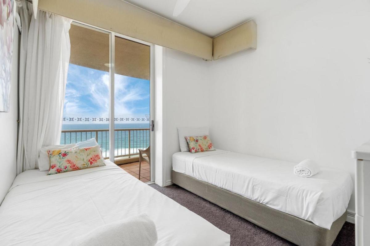Apr Private Suites Moroccan By The Beach Gold Coast Exterior foto