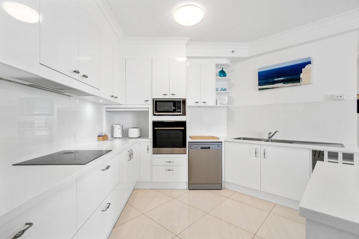 Apr Private Suites Moroccan By The Beach Gold Coast Exterior foto